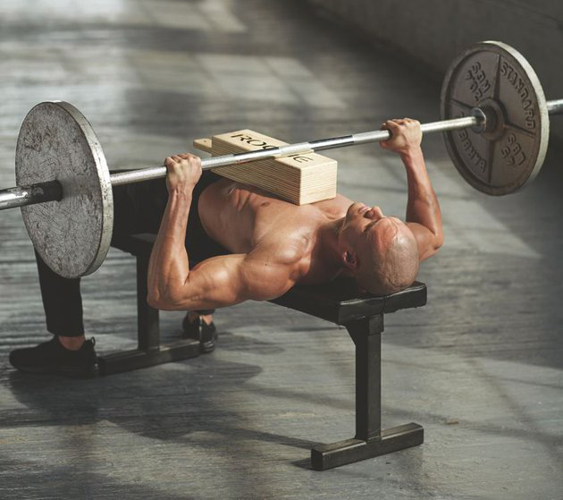 жим штанги лежа